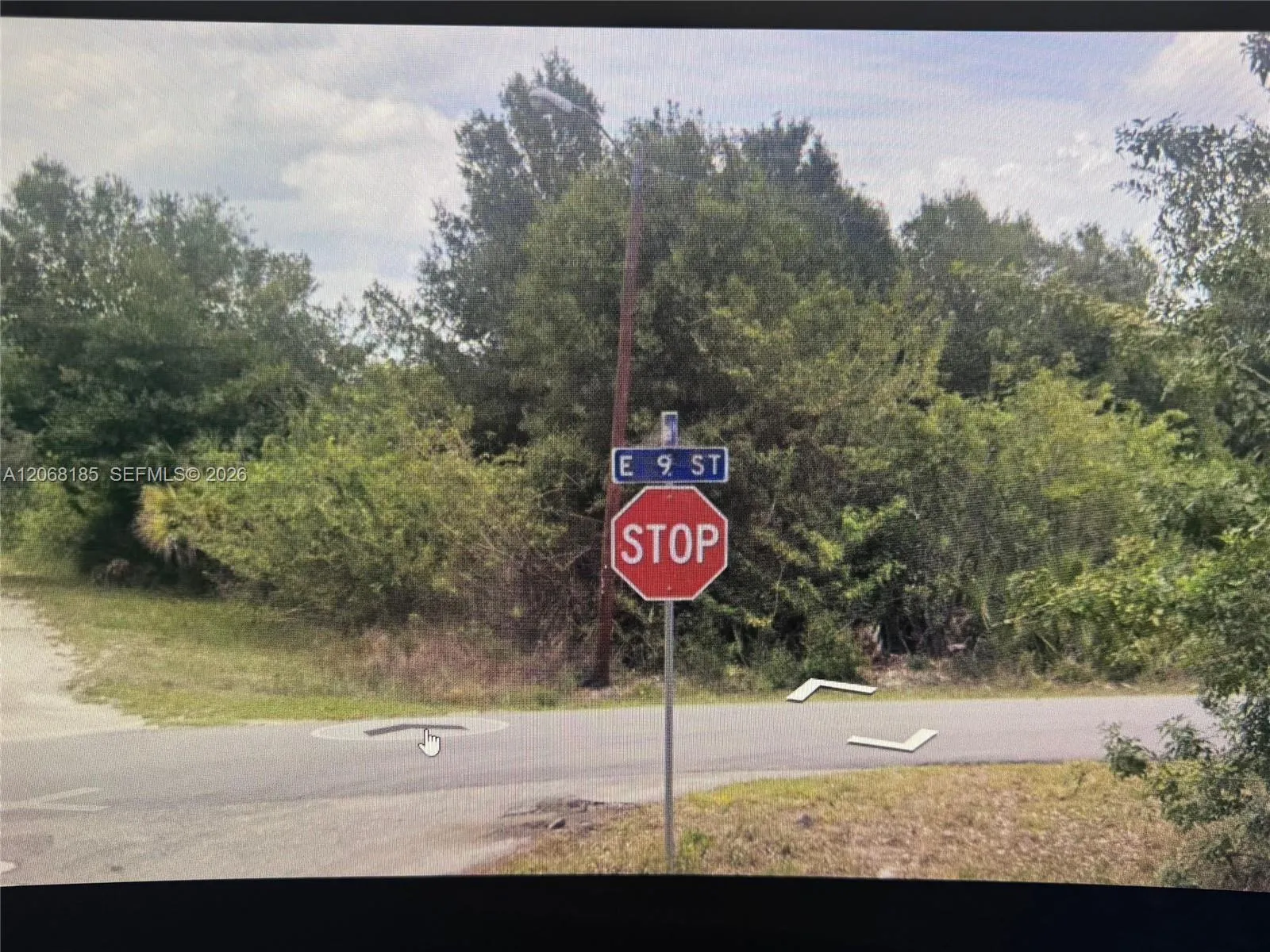 Foto de propiedad en 900 Michael Avenue, Lehigh Acres, FL 33936 Lehigh Acres con MLS# 