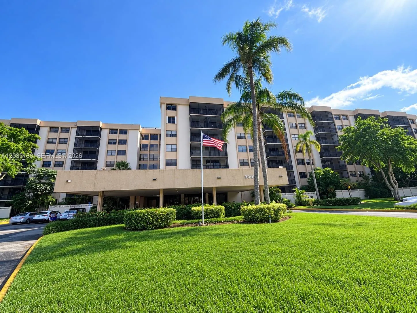 En Venta 900 NE 195th Street 703, Miami, FL 33179, Miami, FL 33179