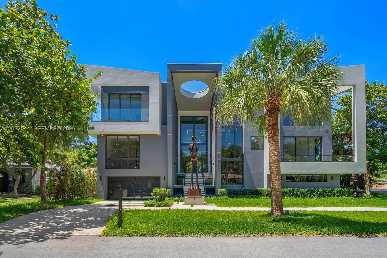 En Venta 900 NE 75th Street, Miami, FL 33138, Miami, FL 33138
