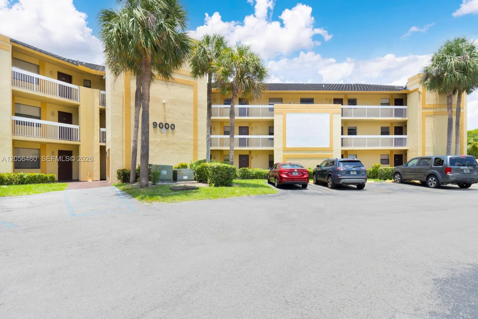 Foto de propiedad en 9000 NW 28th Drive 1-204, Coral Springs, FL 33065 Coral Springs con MLS# 