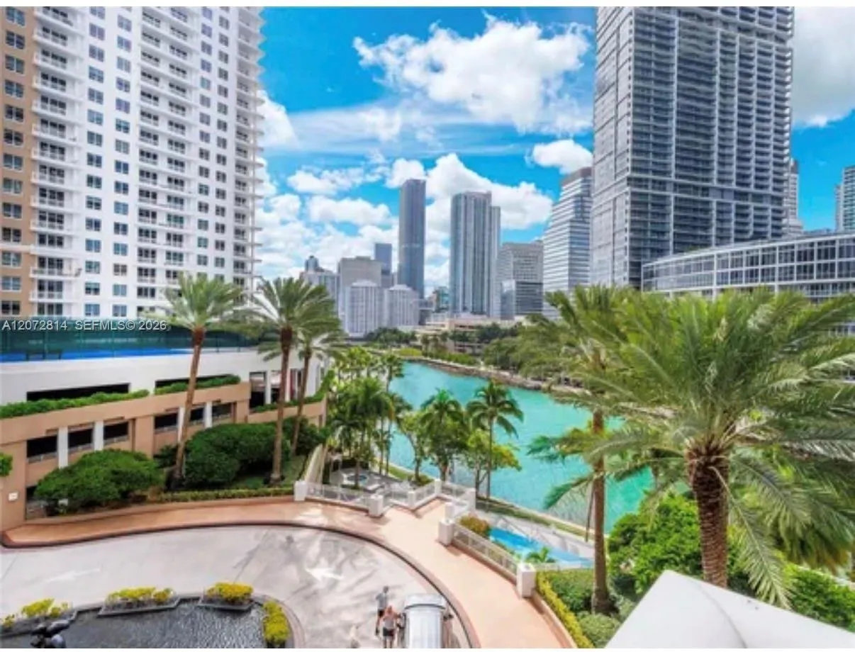 Foto de propiedad en 901 Brickell Key Boulevard 702, Miami, FL 33131 Miami con MLS#