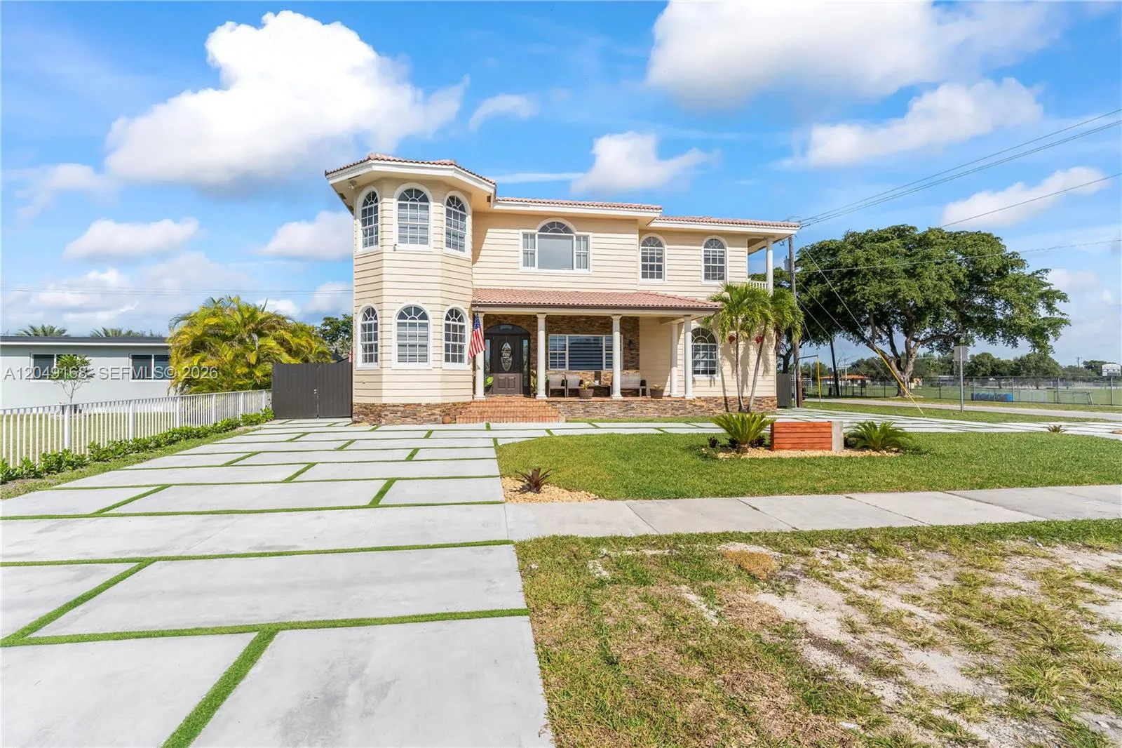 En Venta 901 Dove Avenue, Miami Springs, FL 33166, Miami Springs, FL 33166