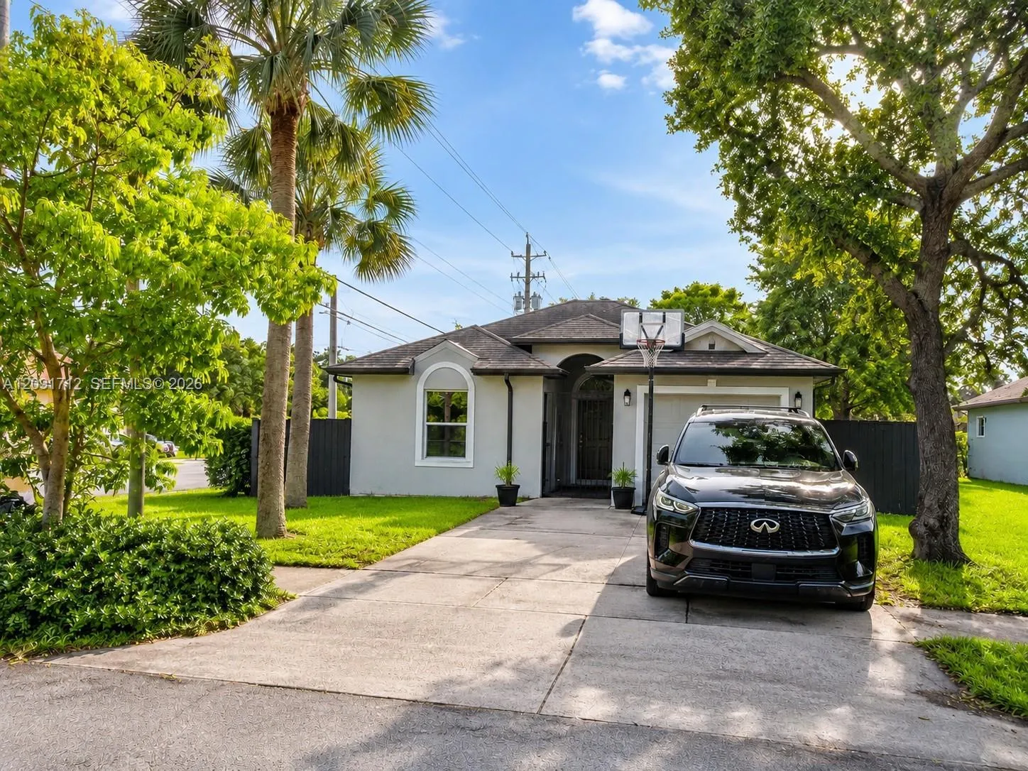 En Renta 901 NW 1st Avenue, Fort Lauderdale, FL 33311, Fort Lauderdale, FL 33311