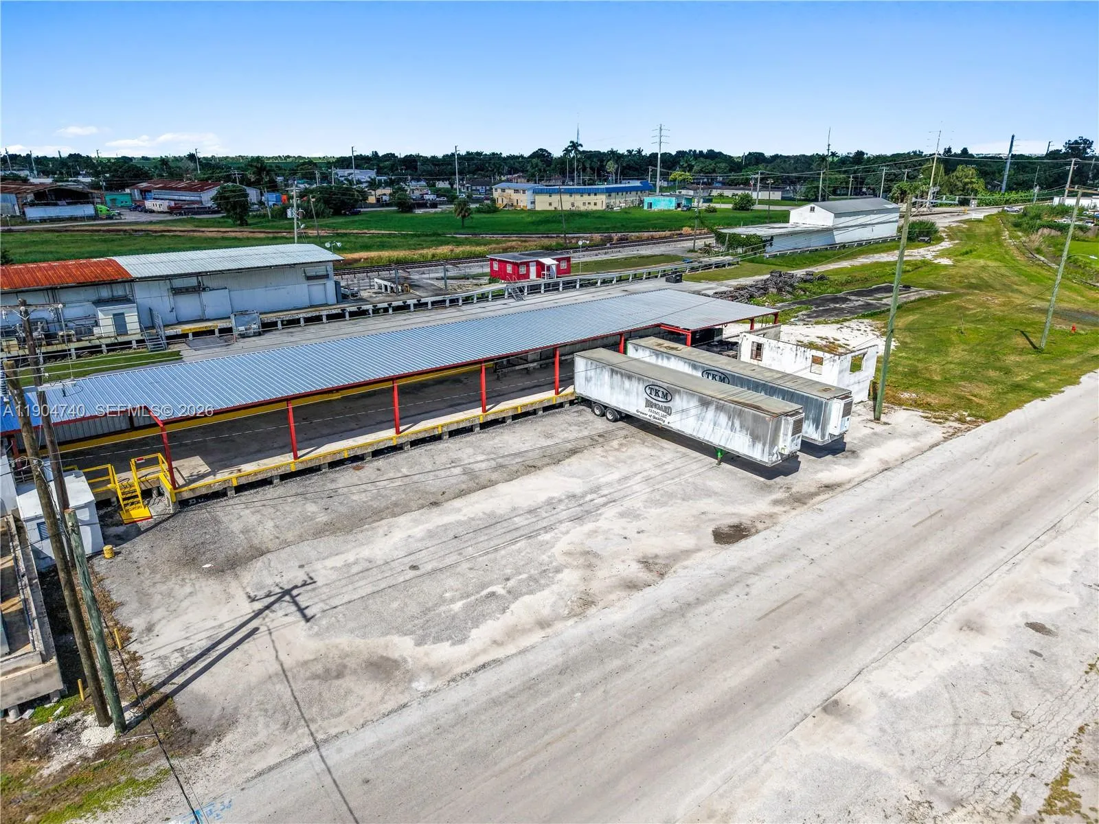 Foto de propiedad en 901 NW 9th Street, Belle Glade, FL 33430 Belle Glade con MLS# 