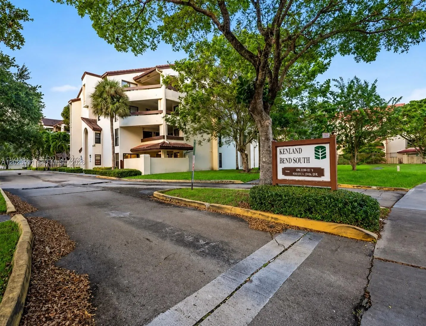 Foto de propiedad en 9020 SW 125th Avenue F110, Miami, FL 33186 Miami con MLS# 