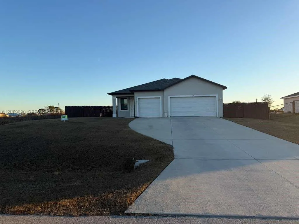 En Renta 9026 W Mac Court 08, LaBelle, FL 33935, LaBelle, FL 33935