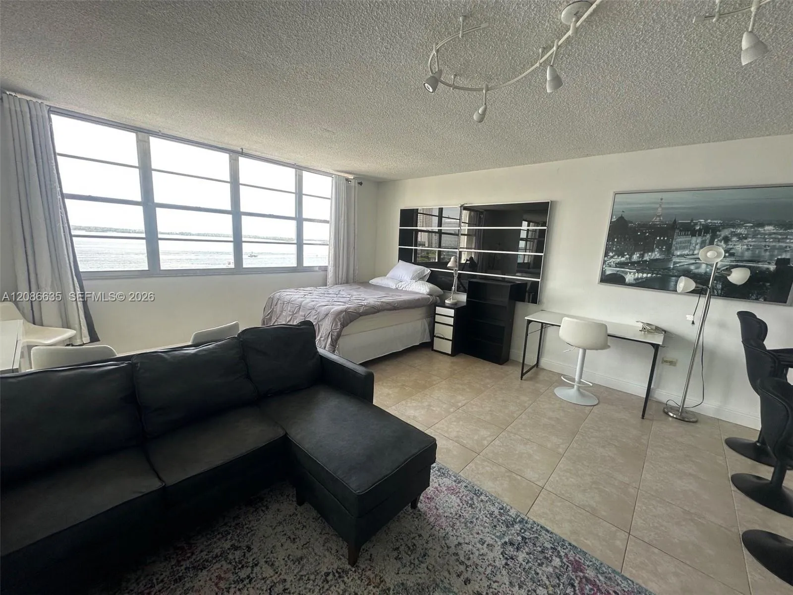 Foto de propiedad en 905 Brickell Bay Drive 1029, Miami, FL 33131 Miami con MLS#