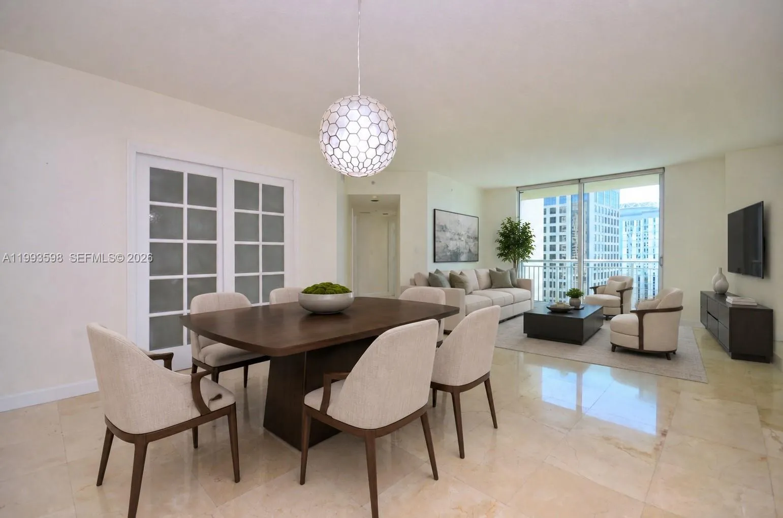Foto de propiedad en 9055 SW 73rd Court 1106, Miami, FL 33156 Miami con MLS# 