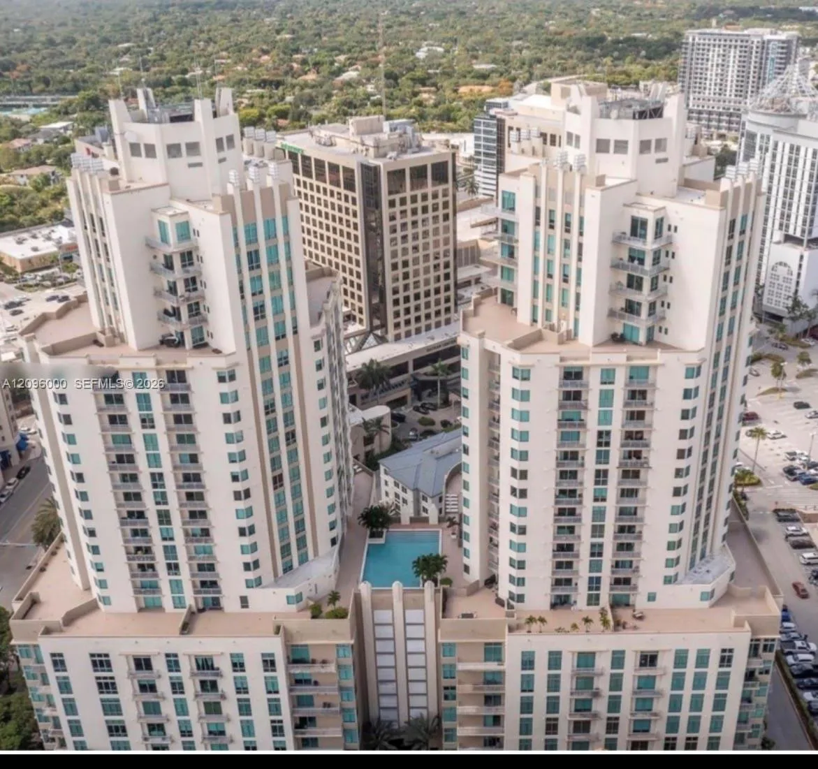 En Renta 9055 SW 73rd Court 308, Miami, FL 33156, Miami, FL 33156