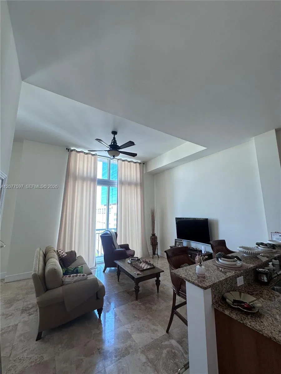 En Renta 9066 SW 73 Court 703, Miami, FL 33156, Miami, FL 33156