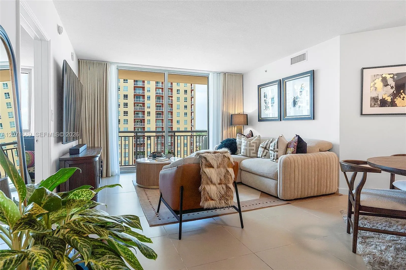 En Venta 9066 SW 73rd Court 1007, Miami, FL 33156, Miami, FL 33156