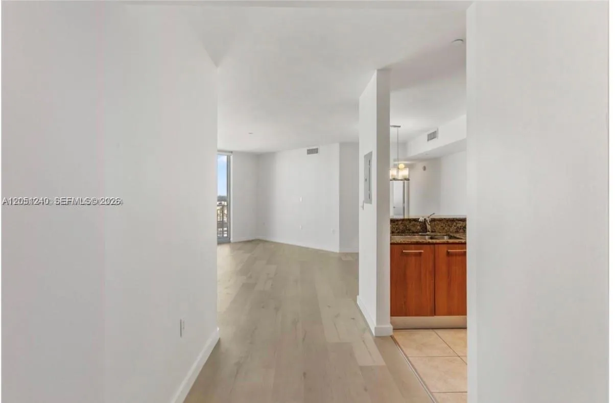Foto de propiedad en 9066 SW 73rd Court 2107, Miami, FL 33156 Miami con MLS# 