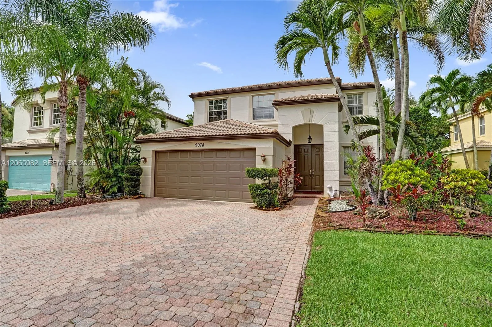 Foto de propiedad en 9078 Alexandra Circle, Wellington, FL 33414 Wellington con MLS# 