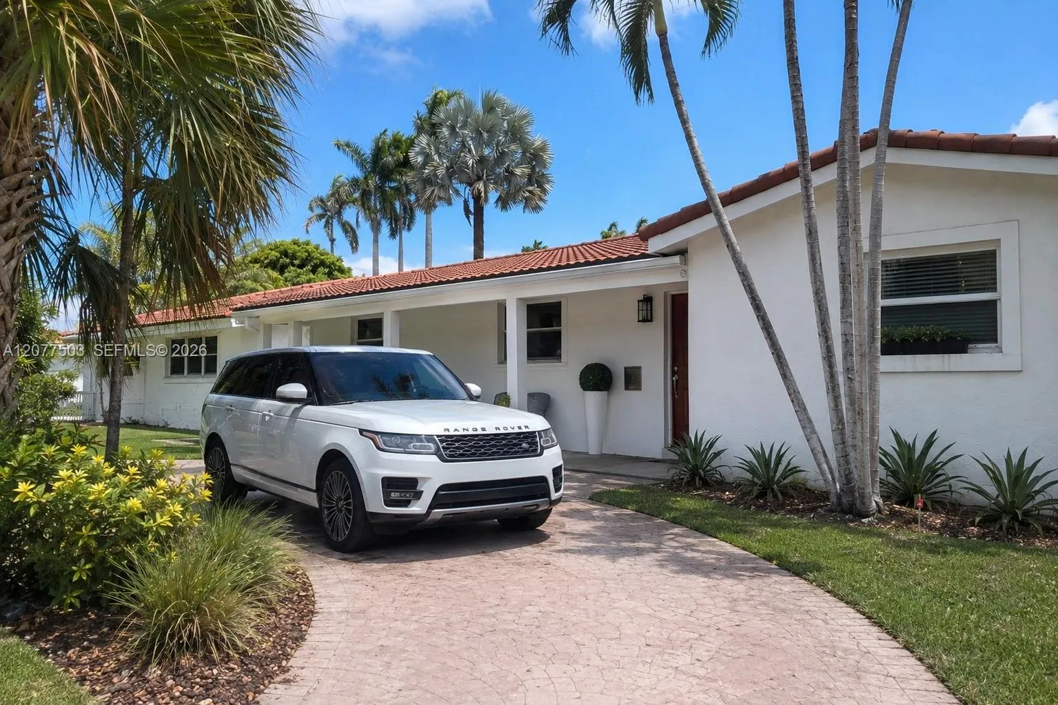 En Renta 909 N 13th Court, Hollywood, FL 33019, Hollywood, FL 33019