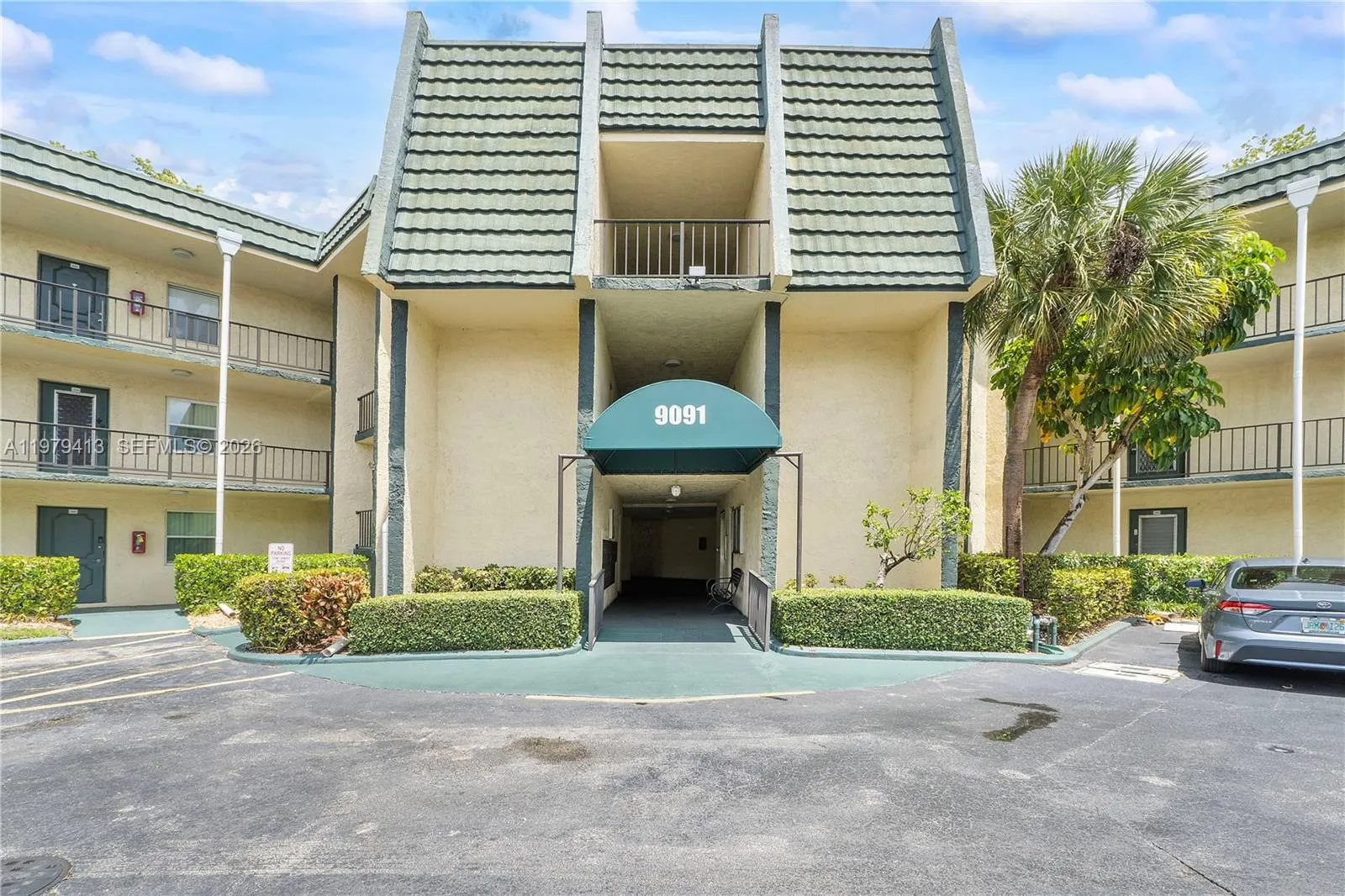 Vendido 9091 Lime Bay Boulevard 110, Tamarac, FL 33321, Tamarac, FL 33321