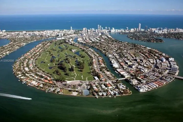 Alquilada 910 Bay Drive 9, Miami Beach, FL 33141, Miami Beach, FL 33141