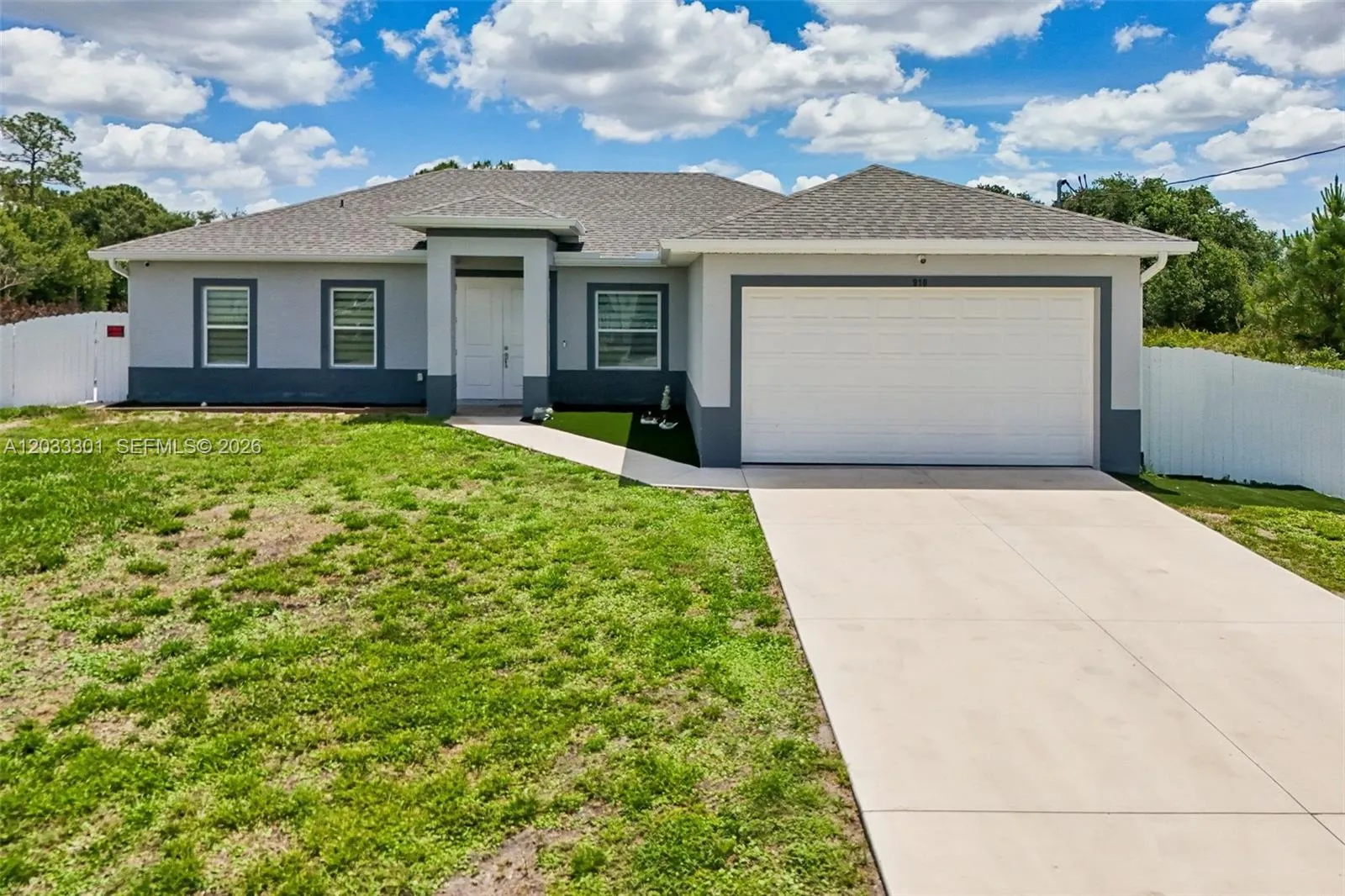 En Renta 910 Richmond Avenue N, Lehigh Acres, FL 33972, Lehigh Acres, FL 33972