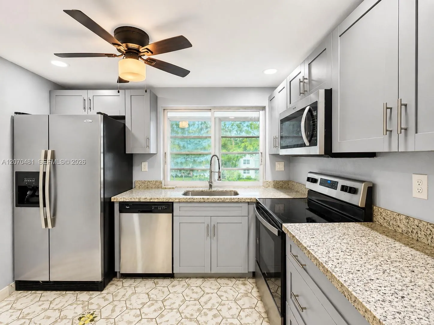 Foto de propiedad en 9101 Lime Bay Boulevard 315, Tamarac, FL 33321 Tamarac con MLS# 