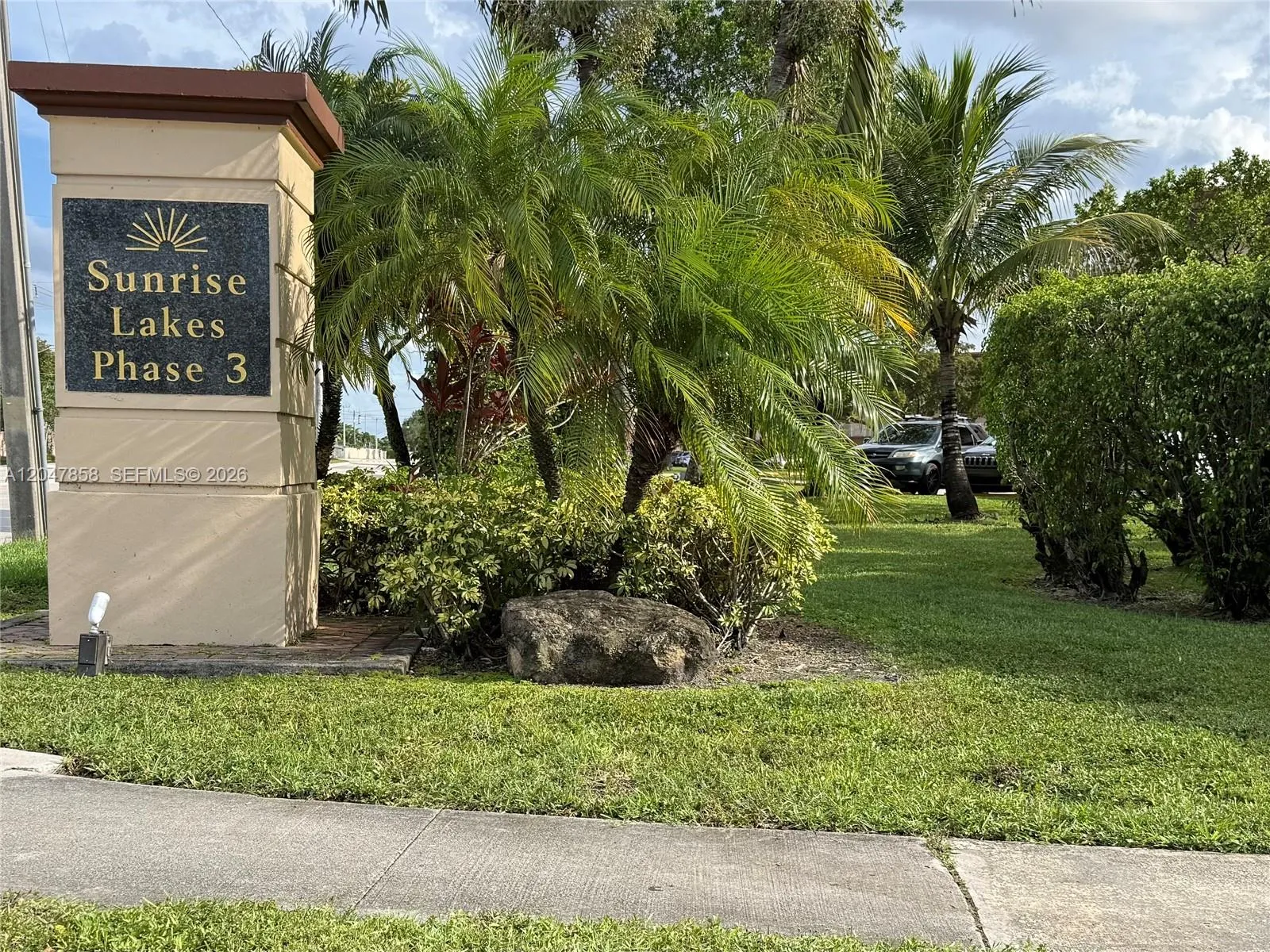 Foto de propiedad en 9101 Sunrise Lakes Boulevard 215, Sunrise, FL 33322 Sunrise con MLS# 