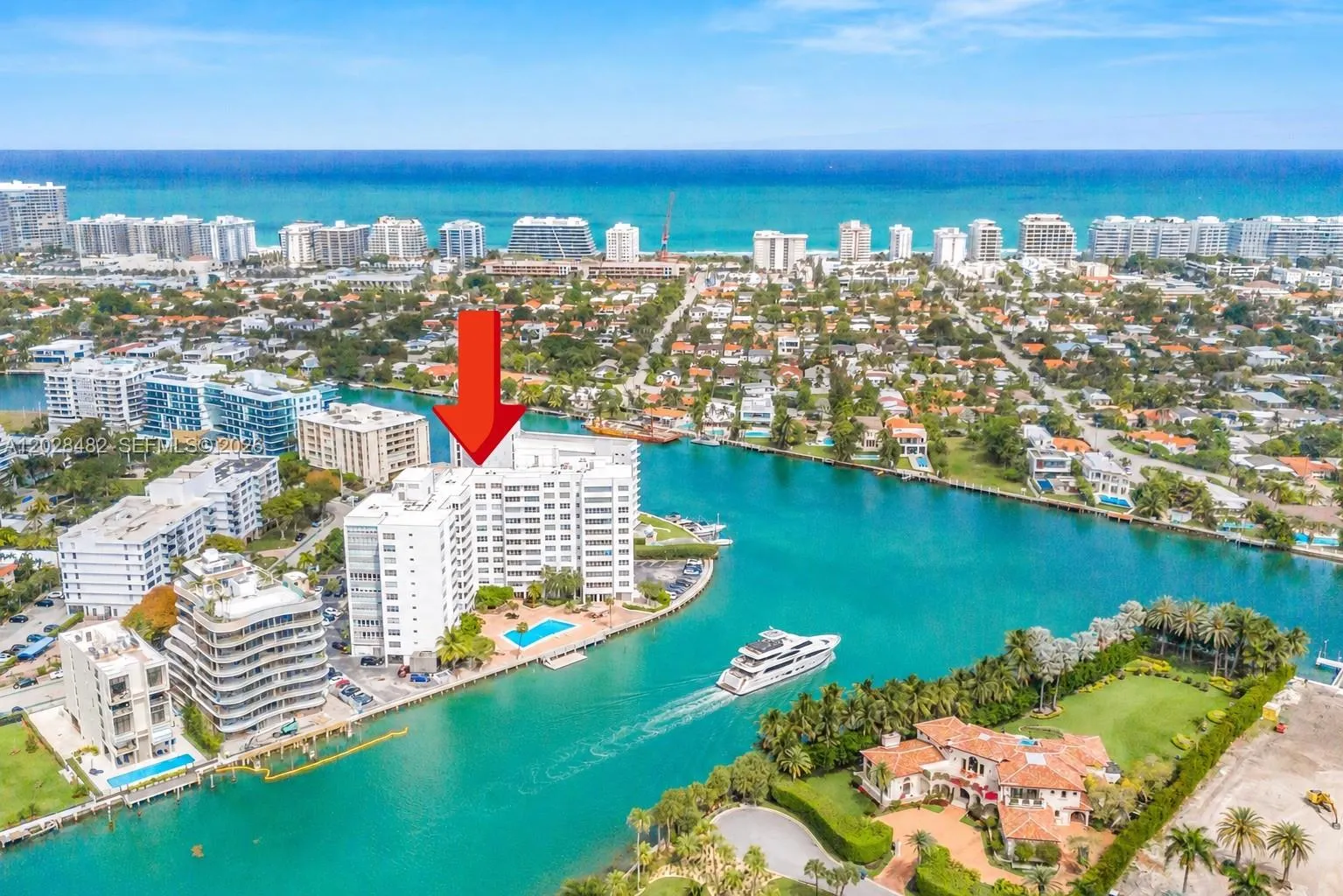 Foto de propiedad en 9102 W Bay Harbor Drive 3-C, Bay Harbor Islands, FL 33154 Bay Harbor Islands con MLS# 
