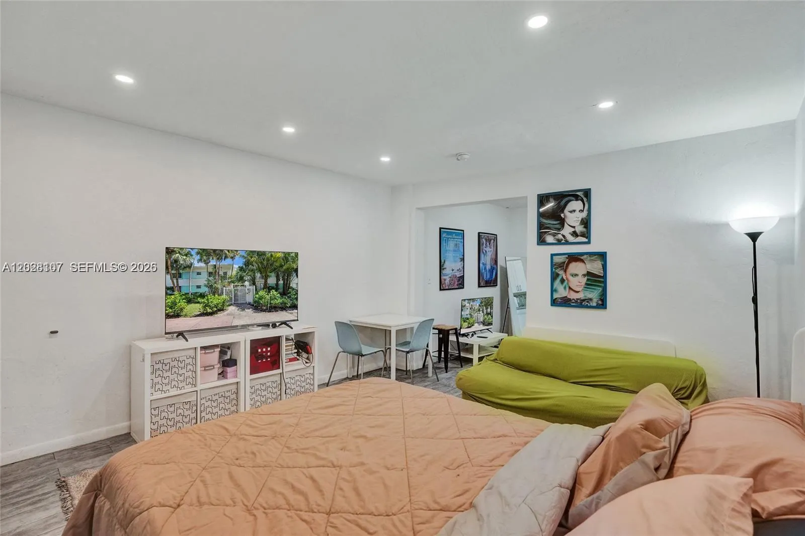 Foto de propiedad en 911 Meridian Avenue 104, Miami Beach, FL 33139 Miami Beach con MLS# 