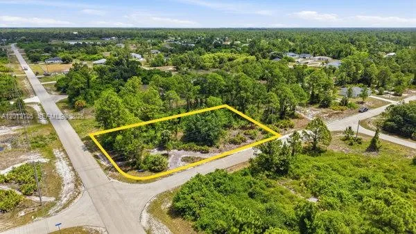 En Venta 911 Sterling, Lehigh Acres, FL 33974, Lehigh Acres, FL 33974