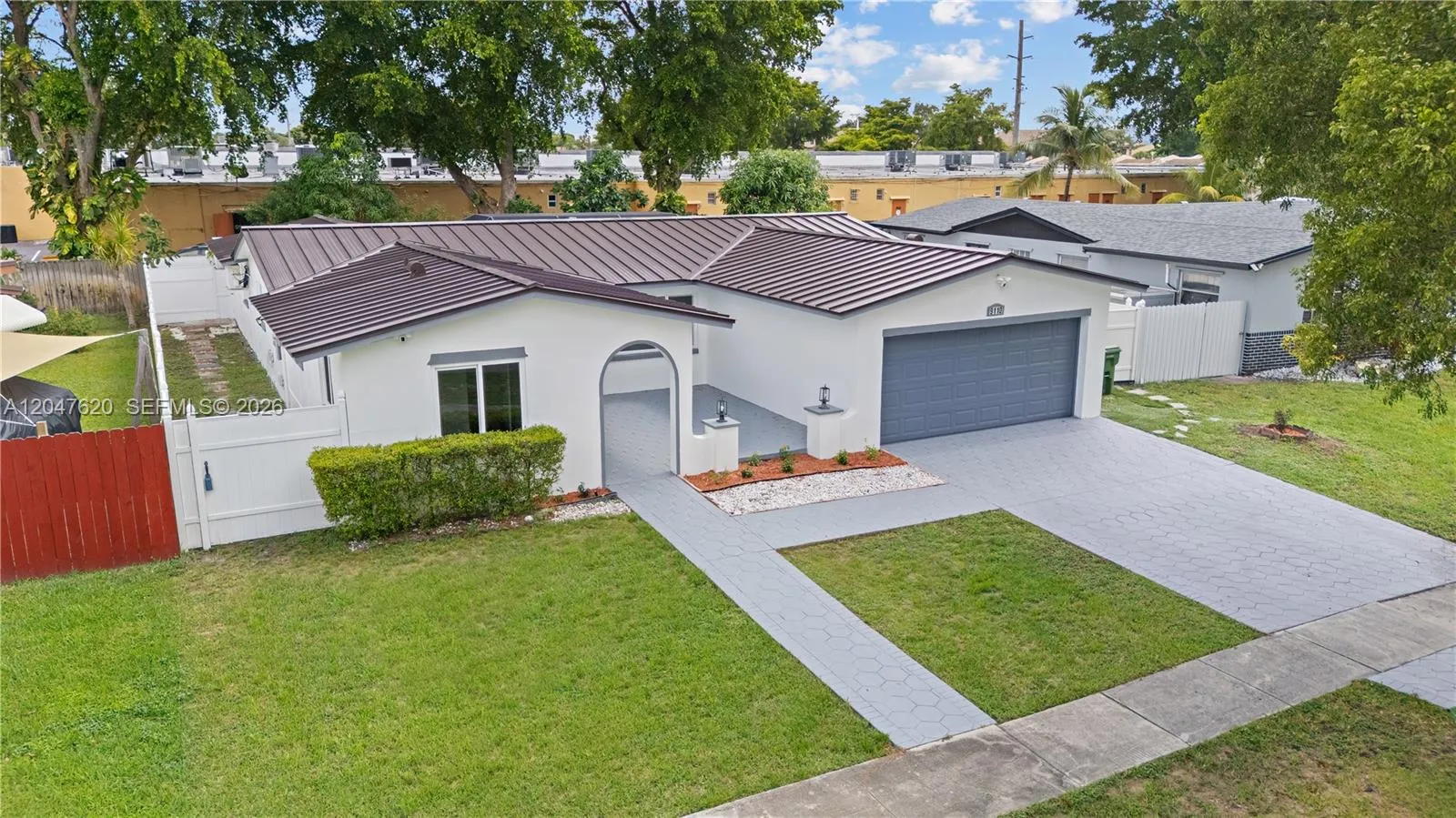 Vendido 9110 NW 18th Court, Pembroke Pines, FL 33024, Pembroke Pines, FL 33024