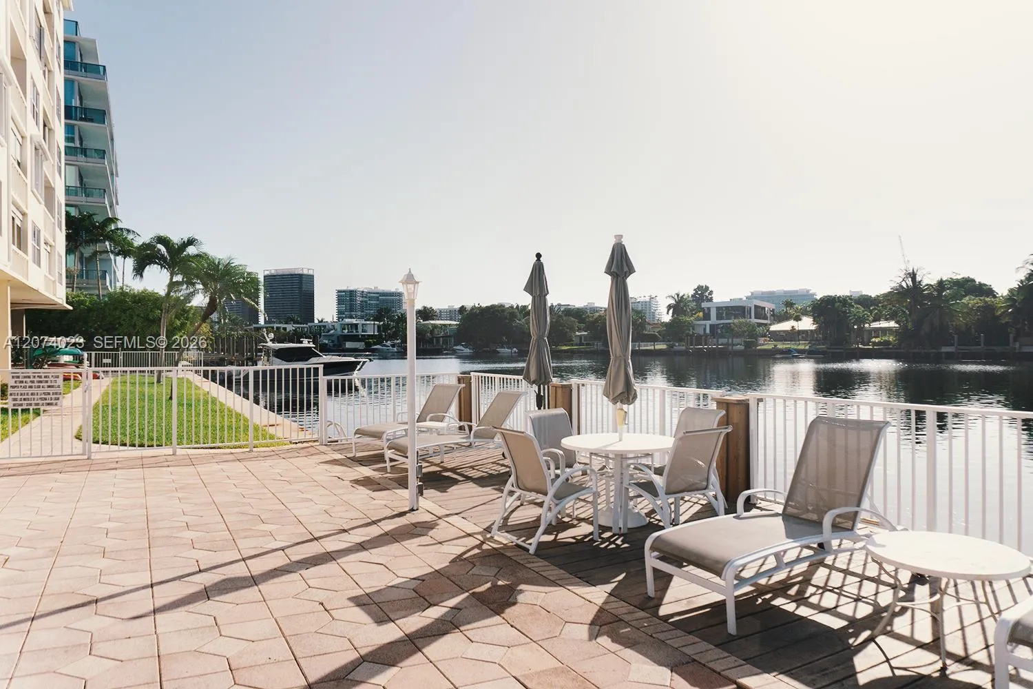 Foto de propiedad en 9111 E Bay Harbor Drive 5B, Bay Harbor Islands, FL 33154 Bay Harbor Islands con MLS# 