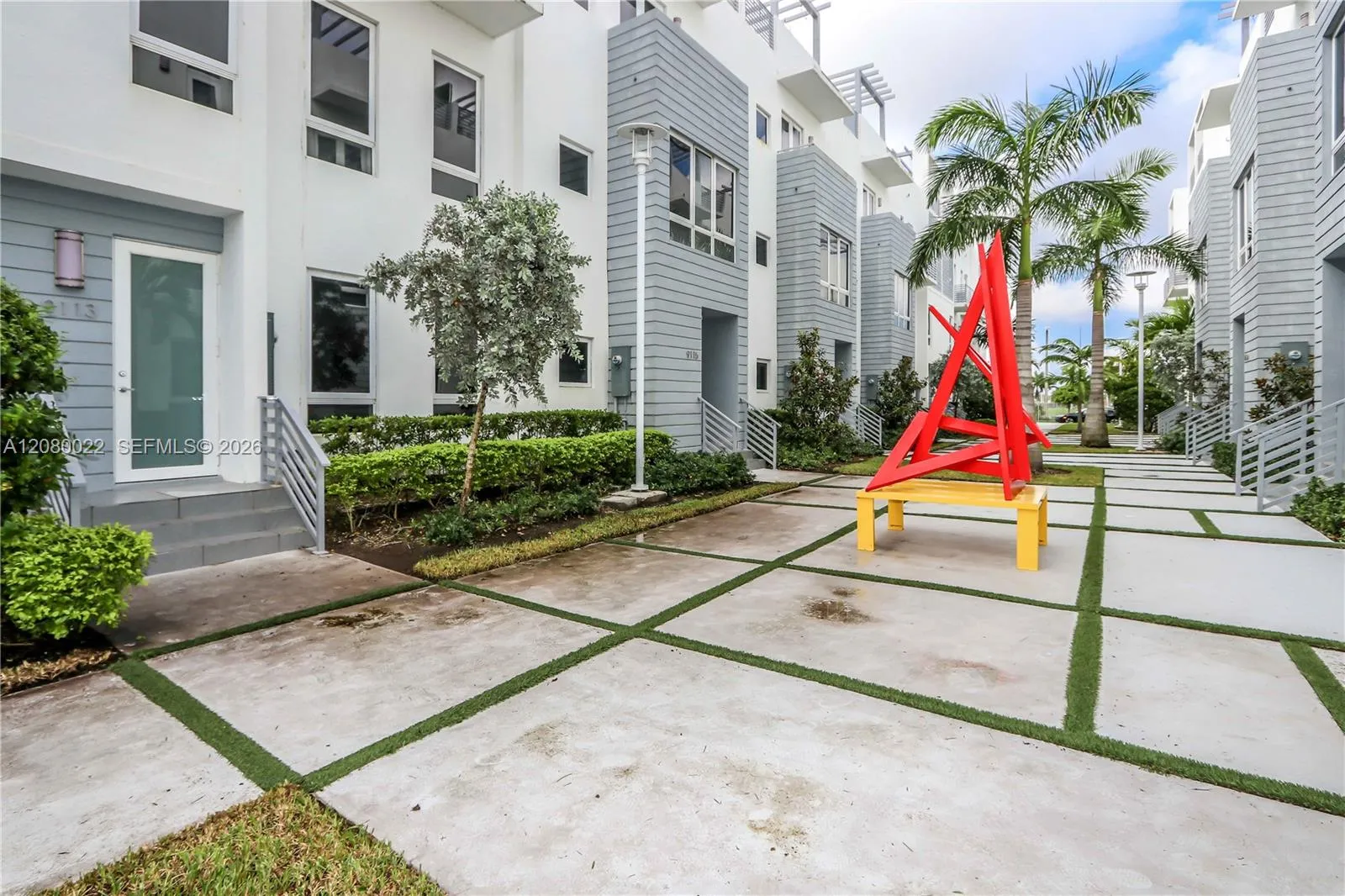 En Venta 9123 NW 33rd Street, Doral, FL 33172, Doral, FL 33172