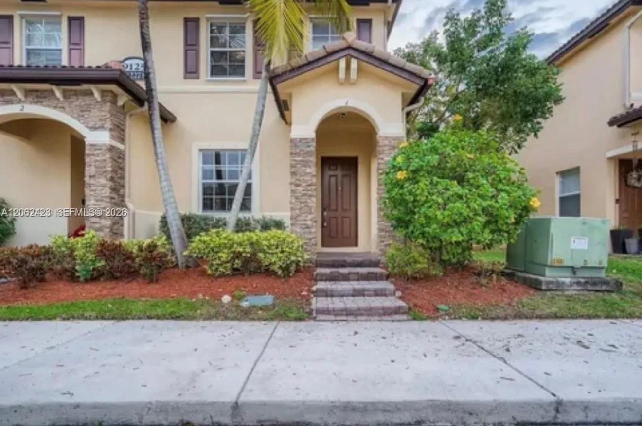 En Venta 9125 SW 227th Street 1, Cutler Bay, FL 33190, Cutler Bay, FL 33190