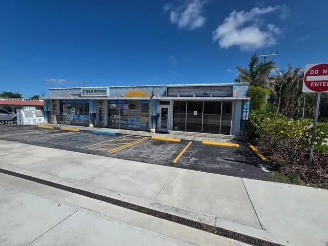 En Renta 9128 SE Bridge Road, Hobe Sound, FL 33455, Hobe Sound, FL 33455
