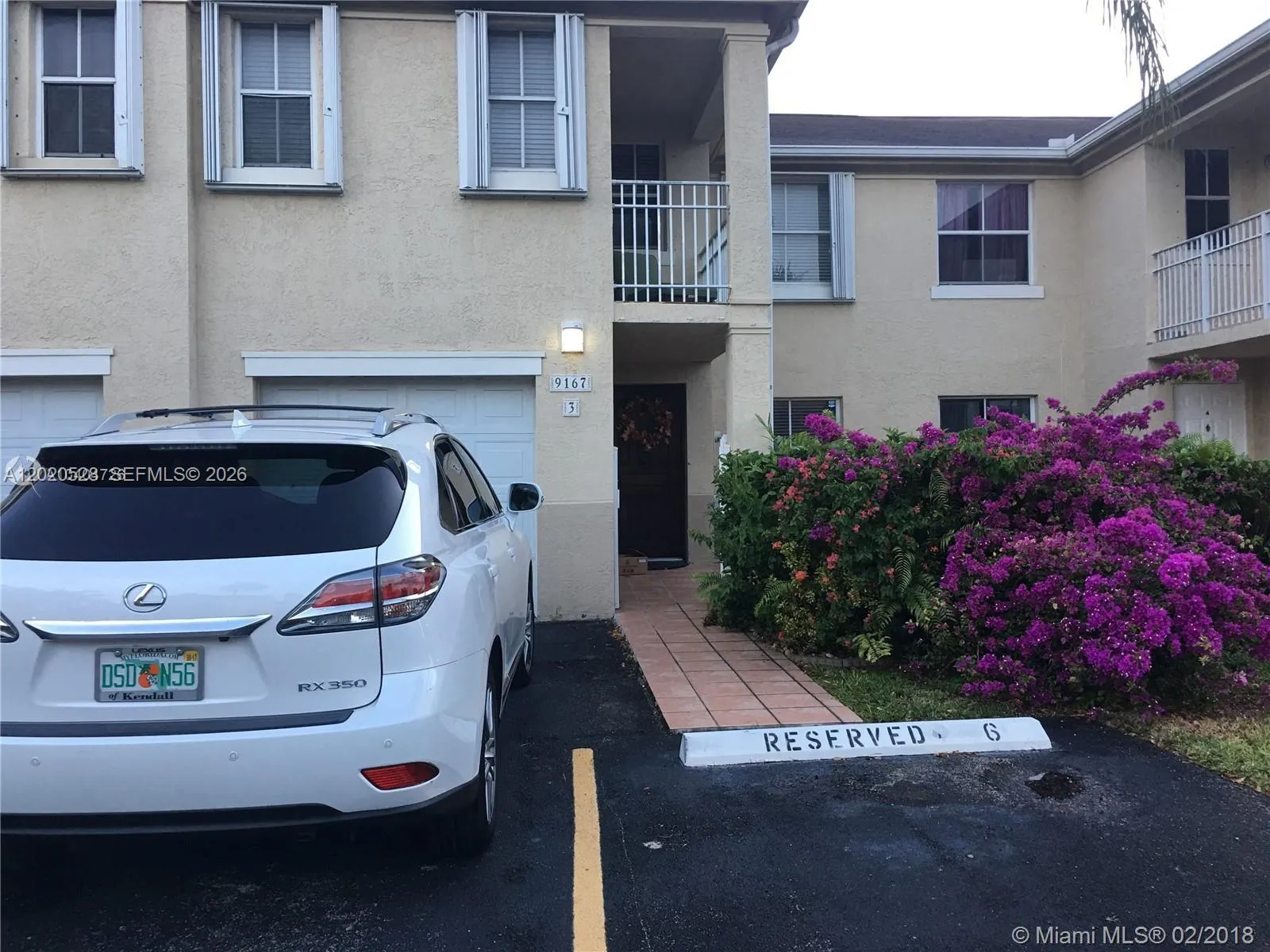 Foto de propiedad en 9167 Fontainebleau Boulevard 3, Miami, FL 33172 Miami con MLS# 