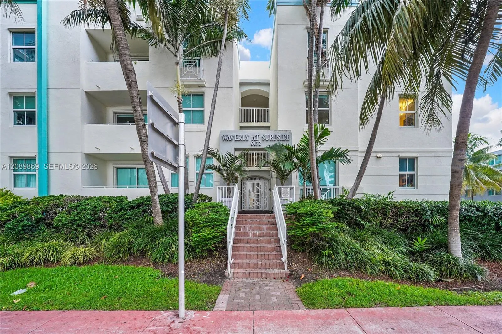 En Venta 9172 Collins Avenue 302, Surfside, FL 33154, Surfside, FL 33154
