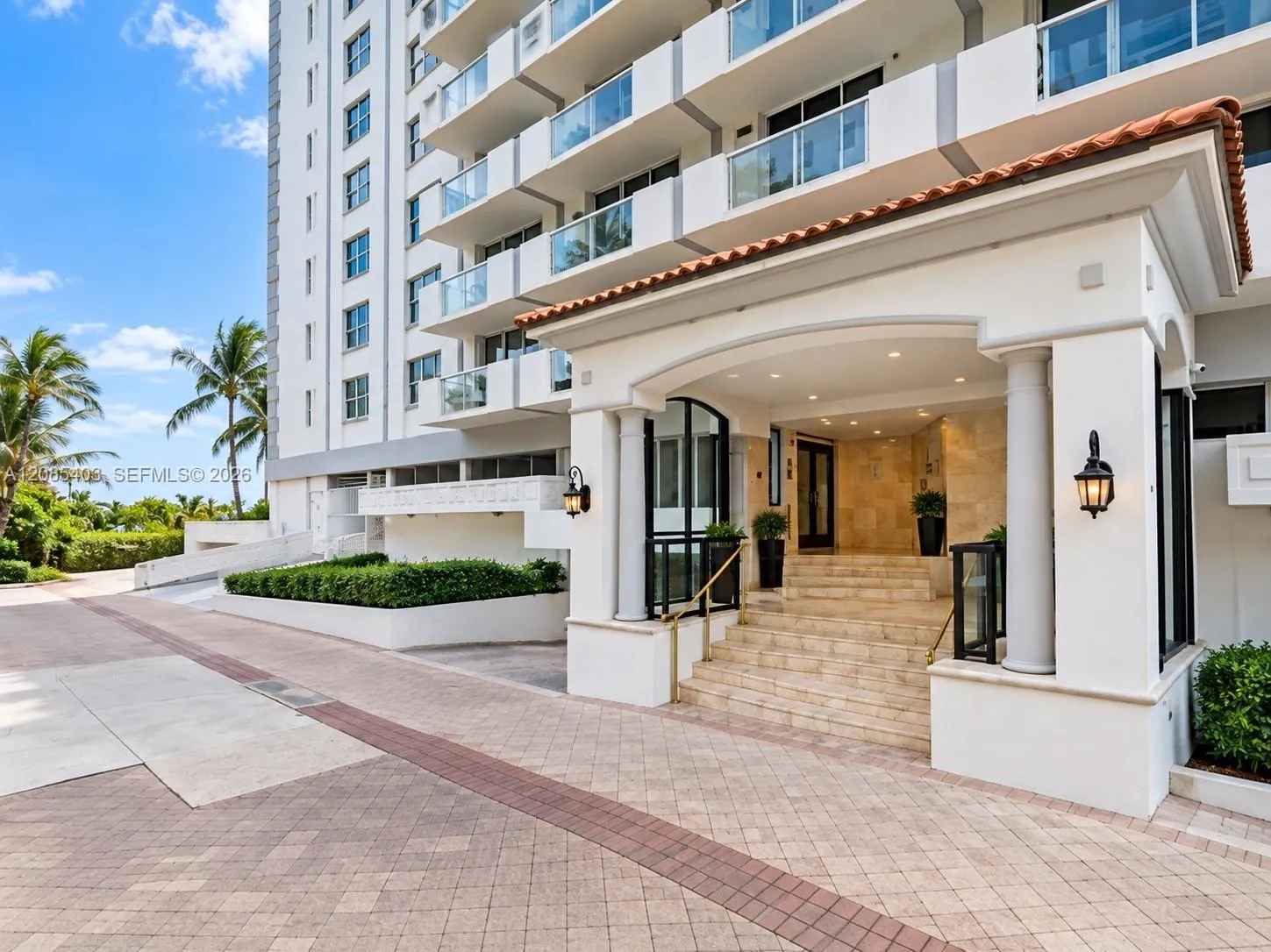 En Venta 9195 Collins Avenue 1010, Surfside, FL 33154, Surfside, FL 33154