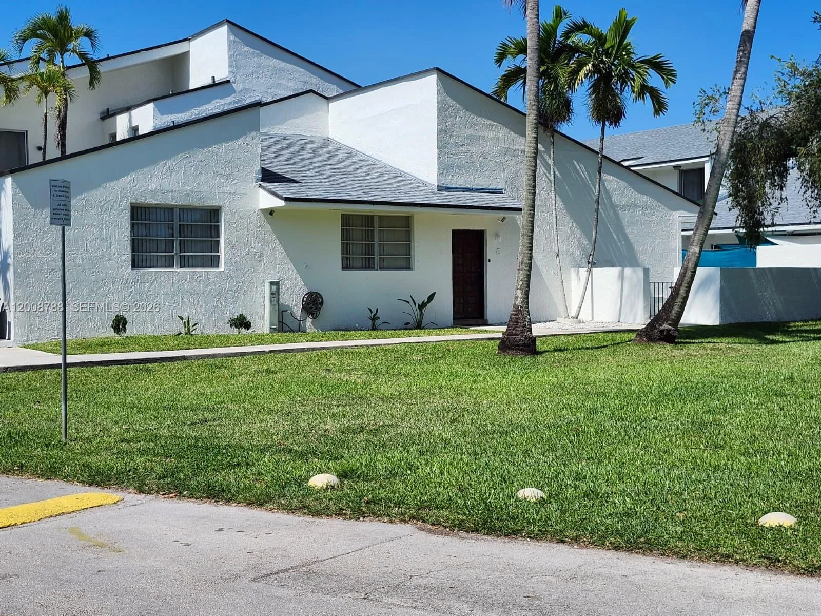 Vendido 9195 Fontainebleau Boulevard 6, Miami, FL 33172, Miami, FL 33172