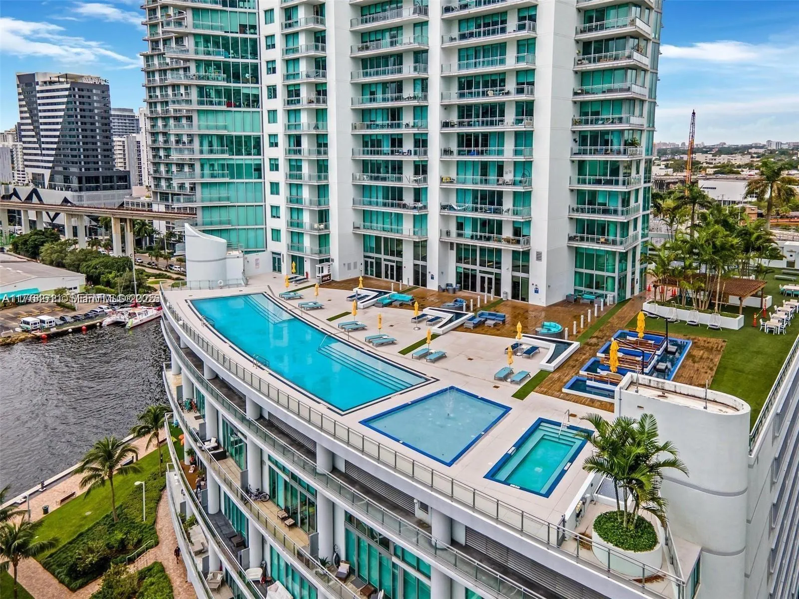 Foto de propiedad en 92 SW 3rd Street 1410, Miami, FL 33130 Miami con MLS# 