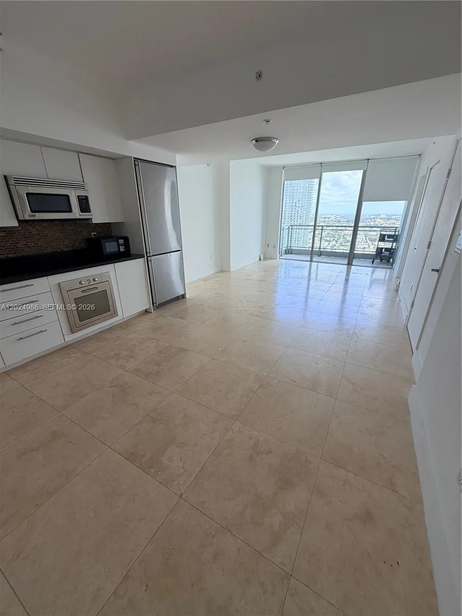 Foto de propiedad en 92 SW 3rd Street 3909, Miami, FL 33130 Miami con MLS#