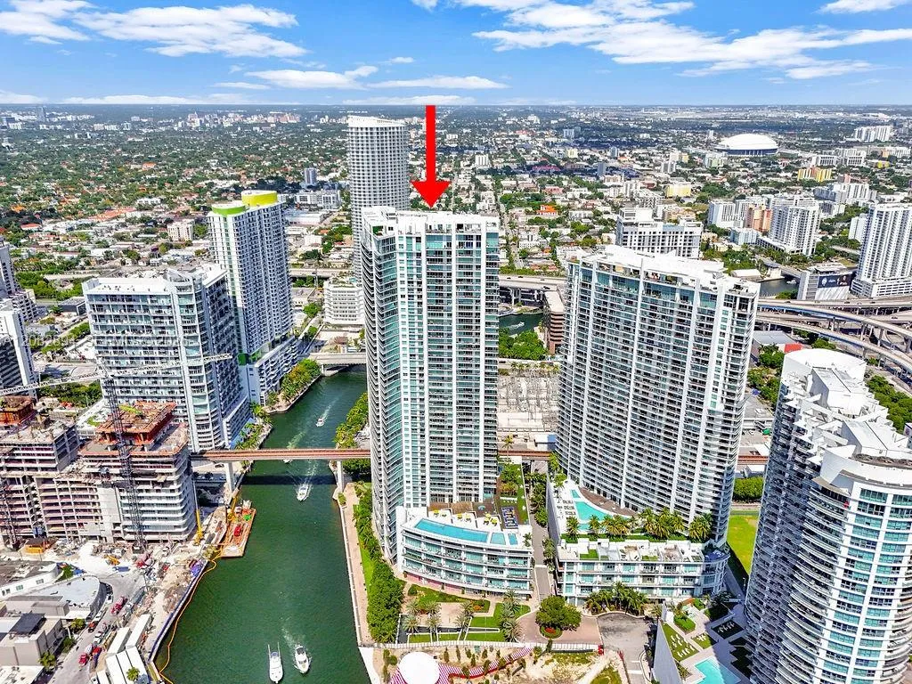 En Renta 92 SW 3rd Street 4806, Miami, FL 33130, Miami, FL 33130
