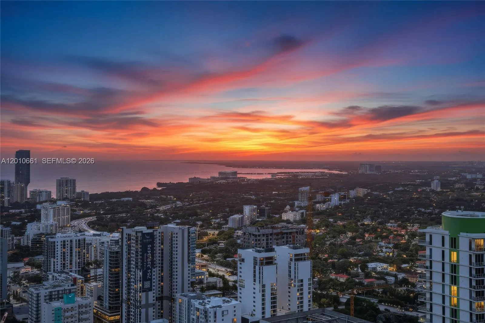 Vendido 92 SW 3rd Street 5202, Miami, FL 33130, Miami, FL 33130