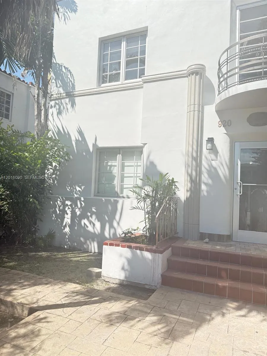 Foto de propiedad en 920 Euclid Avenue 3, Miami Beach, FL 33139 Miami Beach con MLS# 