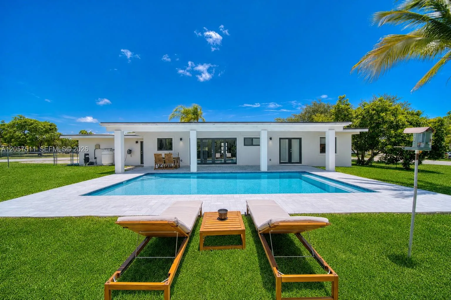 Vendido 9200 SW 178th Street, Palmetto Bay, FL 33157, Palmetto Bay, FL 33157