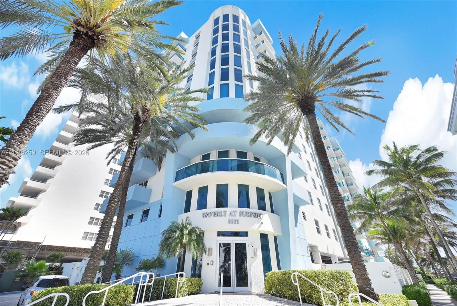 Foto de propiedad en 9201 Collins Avenue 821, Surfside, FL 33154 Surfside con MLS# 
