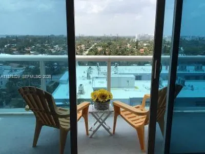 Foto de propiedad en 9201 Collins Avenue 921, Surfside, FL 33154 Surfside con MLS# 