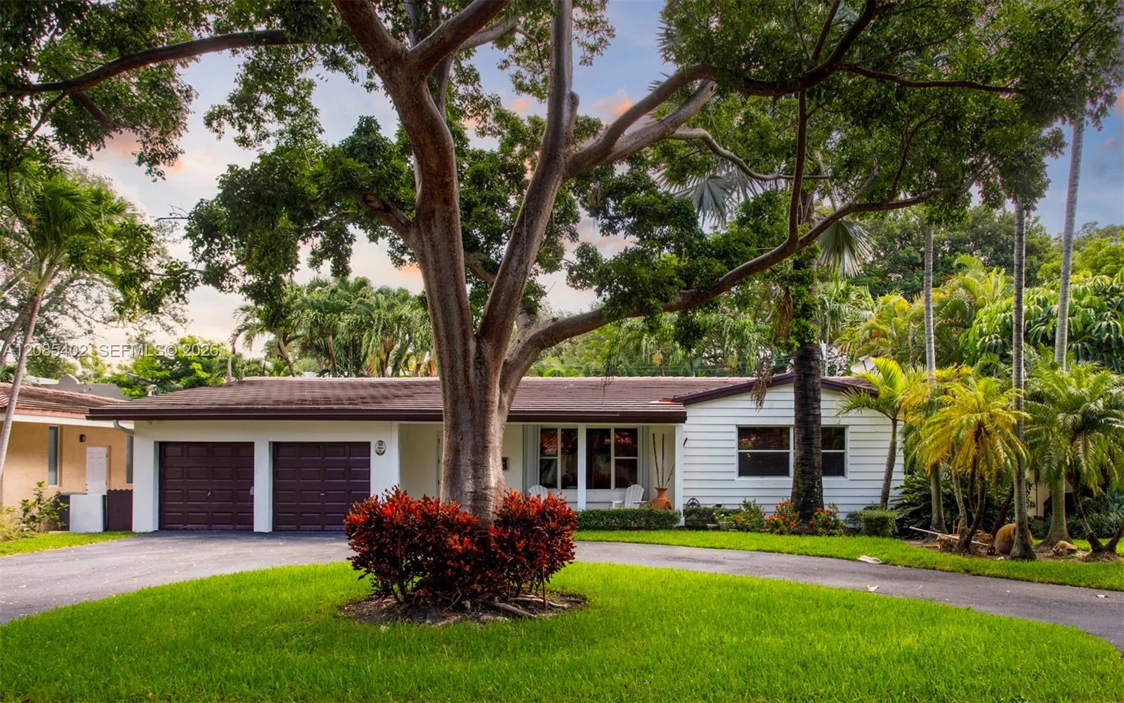 En Renta 921 Alava Avenue, Coral Gables, FL 33146, Coral Gables, FL 33146