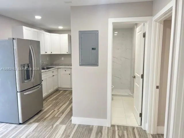 En Renta 922 NW 2nd Street 2, Miami, FL 33128, Miami, FL 33128