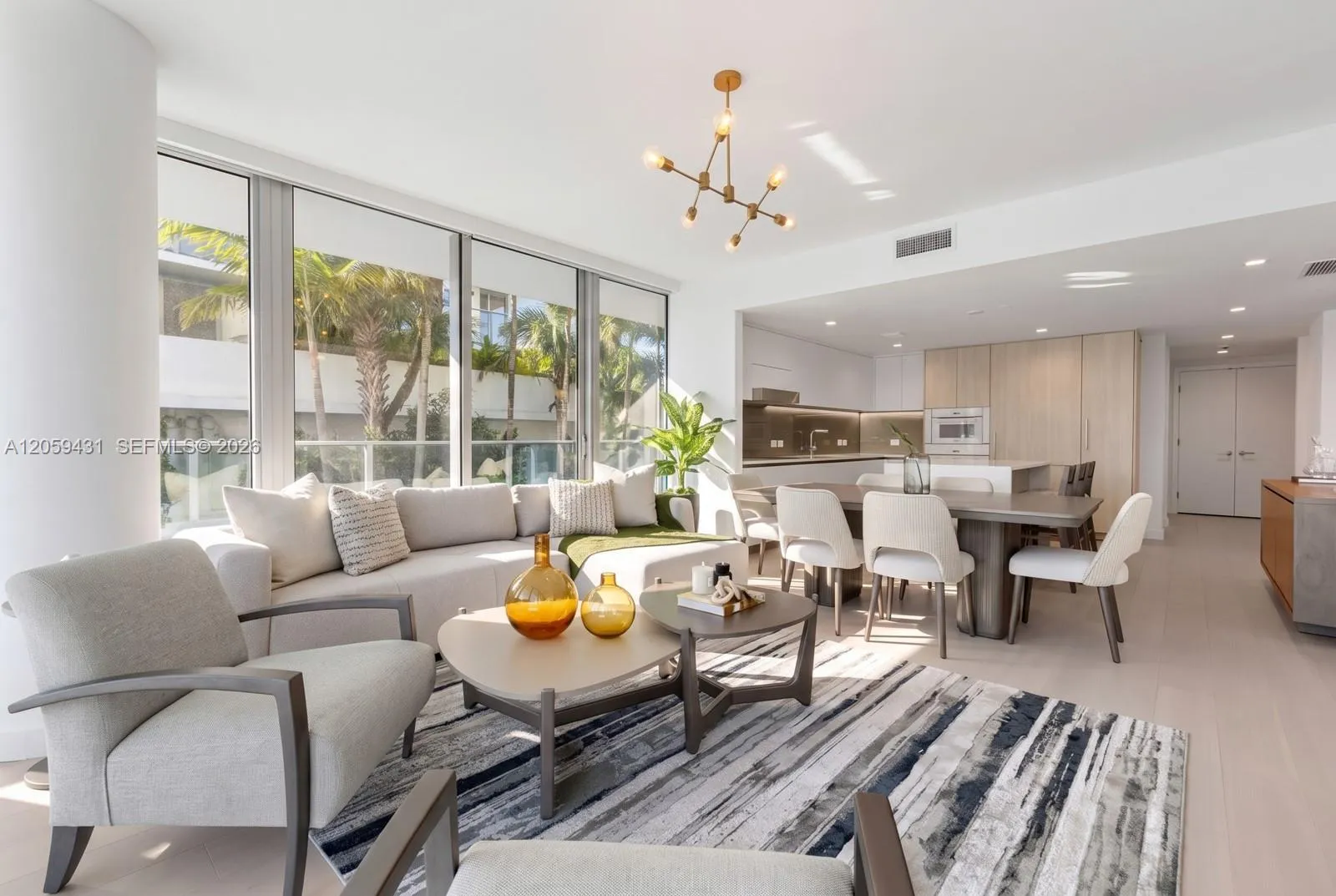 Foto de propiedad en 9221 E Bay Harbor Drive 212, Bay Harbor Islands, FL 33154 Bay Harbor Islands con MLS# 