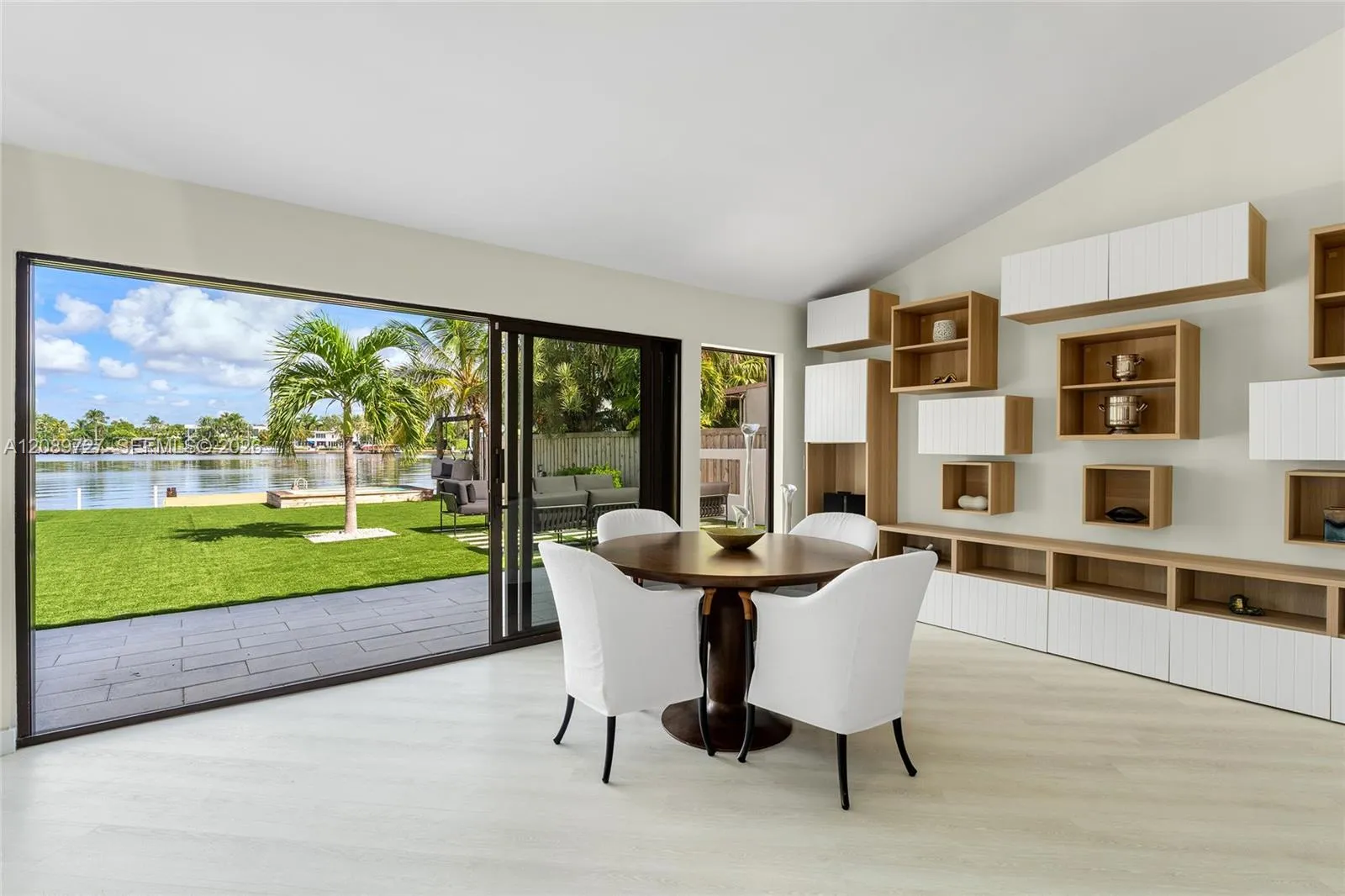 En Renta 925 Stillwater Drive ., Miami Beach, FL 33141, Miami Beach, FL 33141
