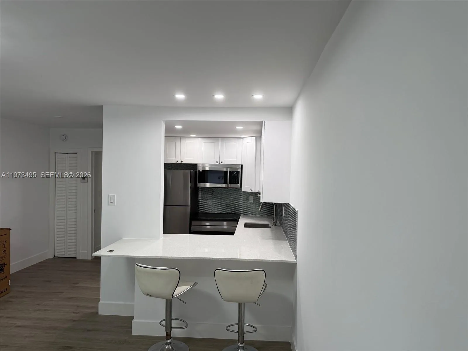 En Venta 926 Michigan Avenue 12, Miami Beach, FL 33139, Miami Beach, FL 33139