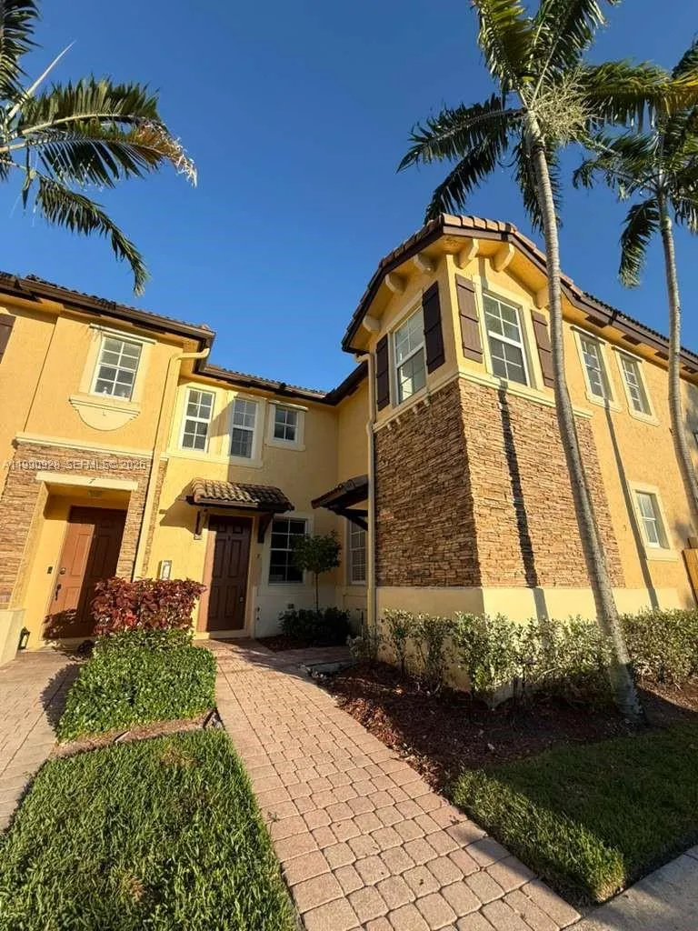 En Renta 9269 SW 227th Street 8, Cutler Bay, FL 33190, Cutler Bay, FL 33190