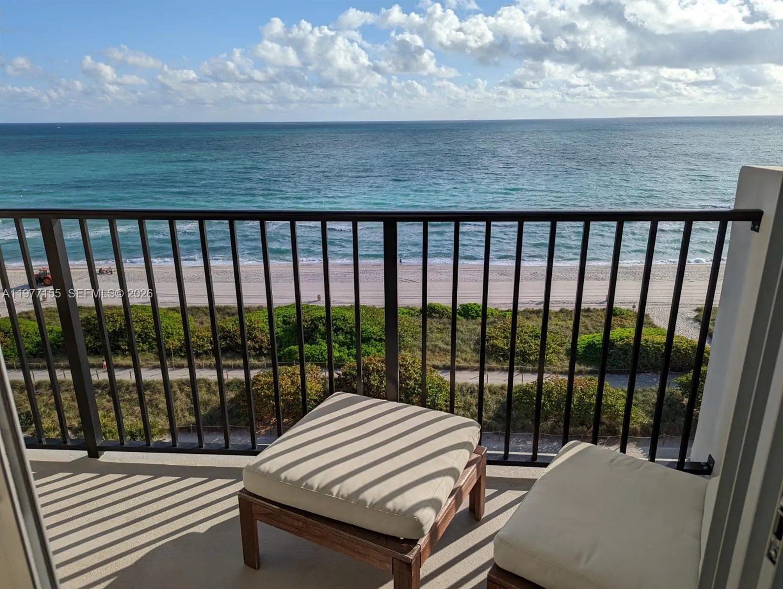 Alquilada 9273 Collins Avenue 1004, Surfside, FL 33154, Surfside, FL 33154
